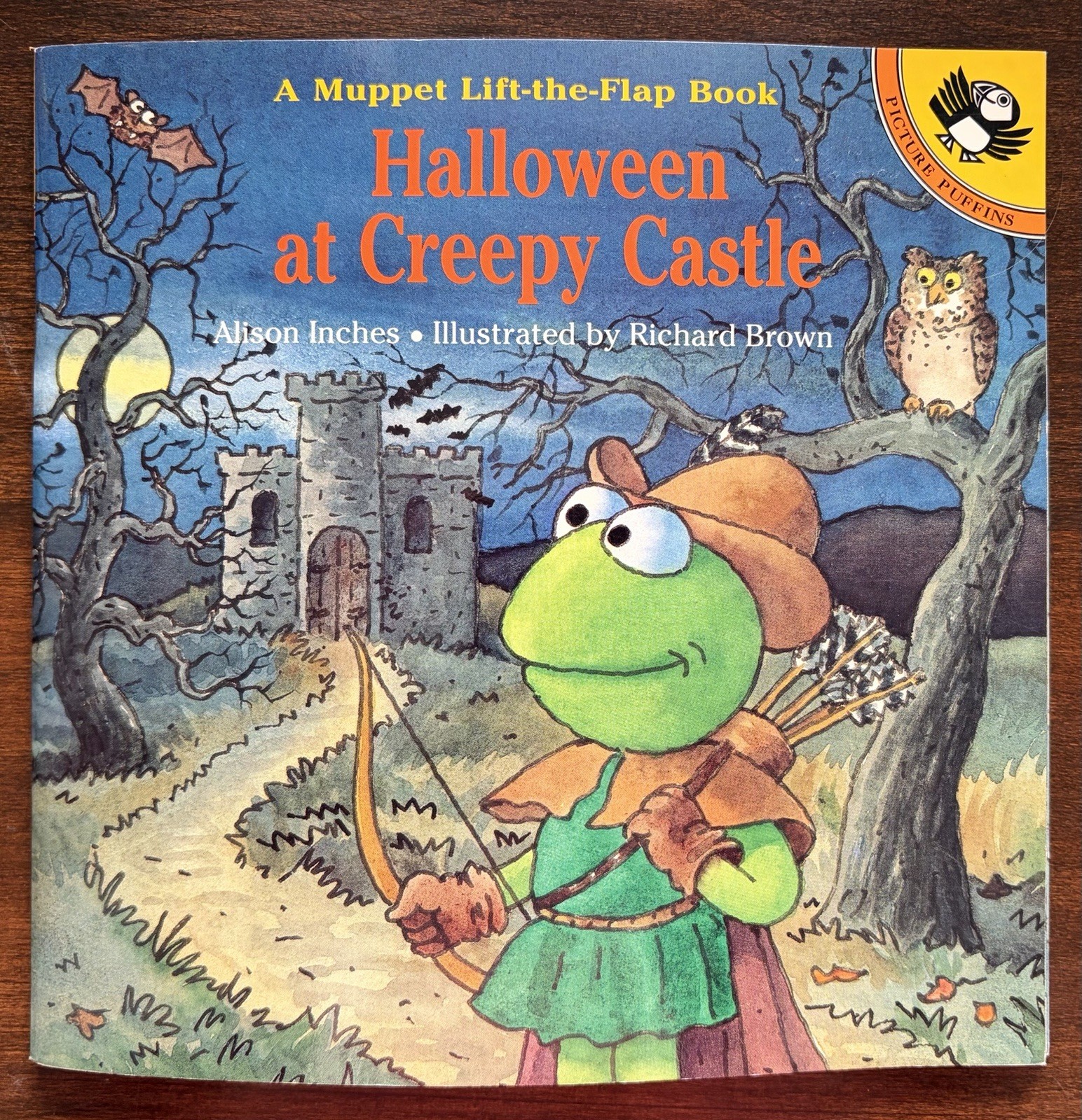 Halloween At Creepy Castle By Alison Inches, Vintage 1996 Paperback
