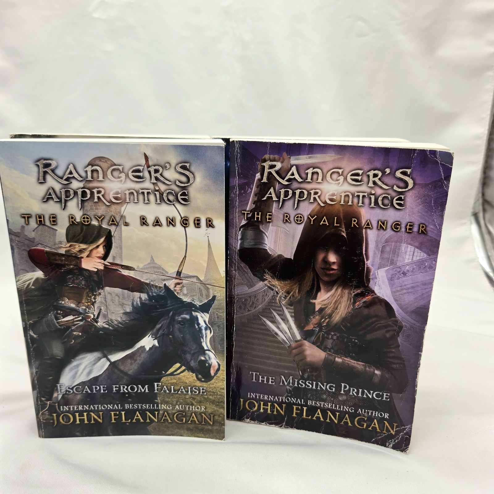Ranger’s Apprentice Complete Series Set 1-12 Paperback Books & Royal Ranger 4-7