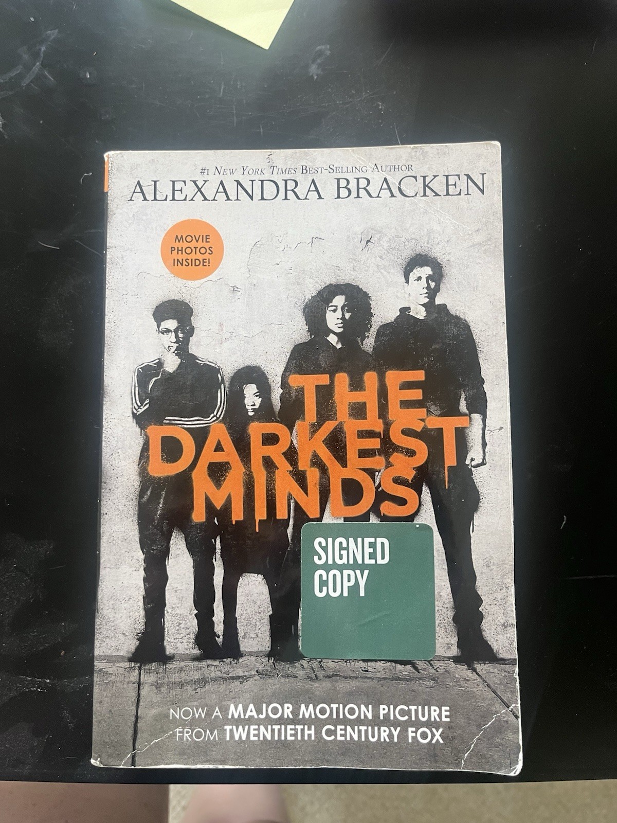 Darkest Minds by Alexandra Bracken SIGNED COPY (2018, Trade Paperback)