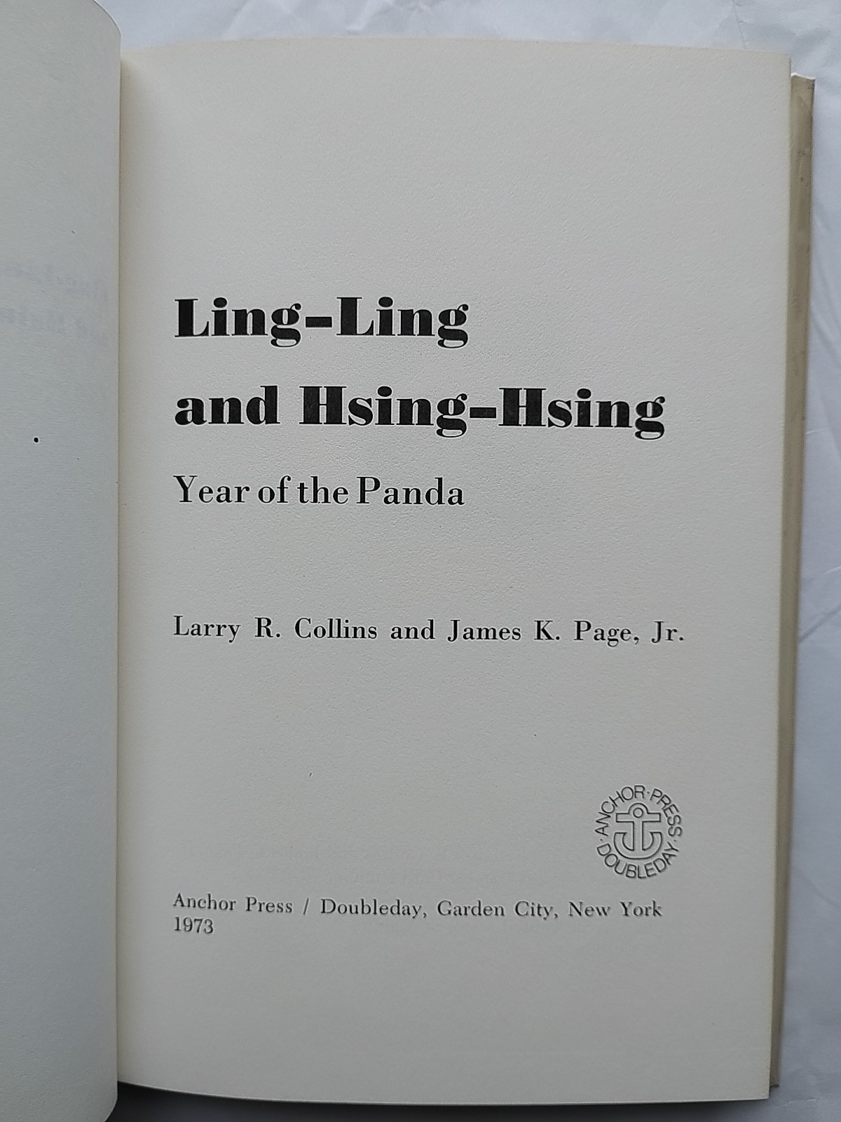 Ling-Ling and Hsing-Hsing : Year of the Panda Collins & Page Jr. 1st Ed (371)