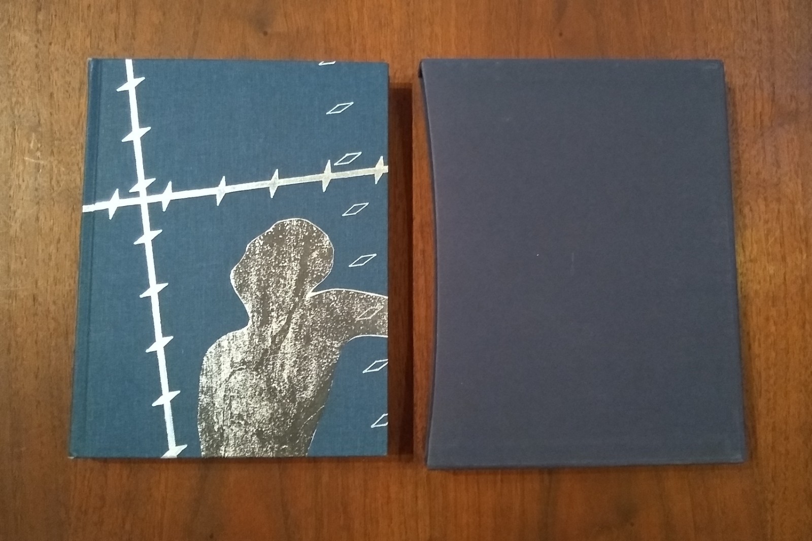 IF THIS IS A MAN PRIMO LEVI 2000 THE FOLIO SOCIETY EX. CONDITION FREE SHIPPING