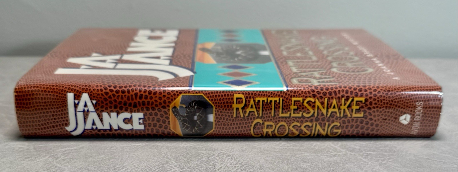 JA Jance Signed Rattlesnake Crossing 1st Edition HC DJ Joanna Brady Mystery