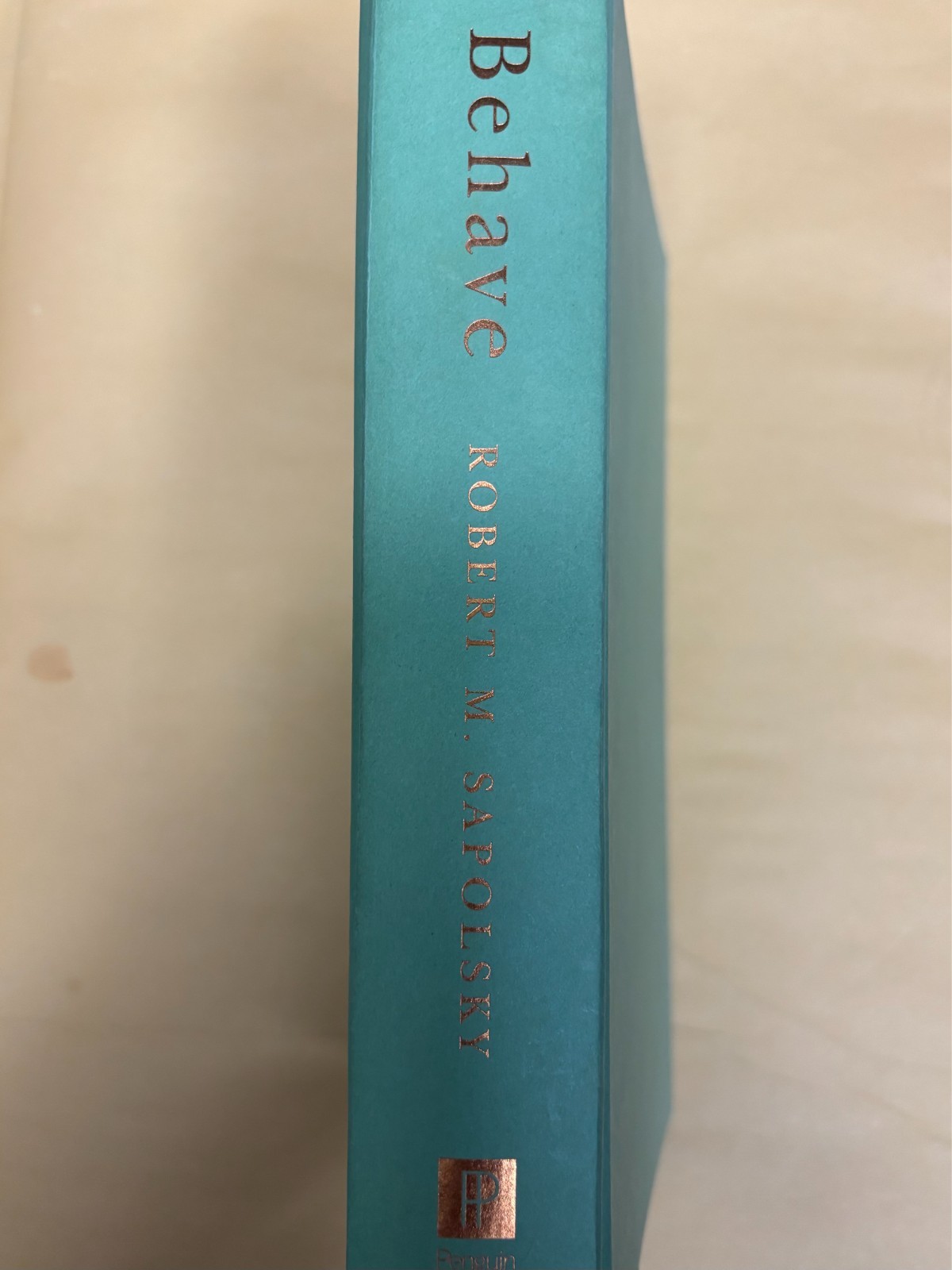Behave: The Biology of Humans at Our Best and Worst – Hardcover – Acceptable