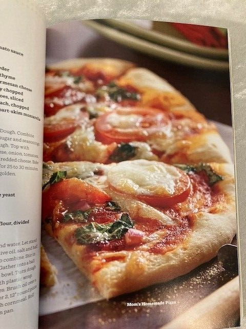 Gooseberry Patch “Smart & Easy Meal Planning” Cookbook 254 Pages Paperback 2019