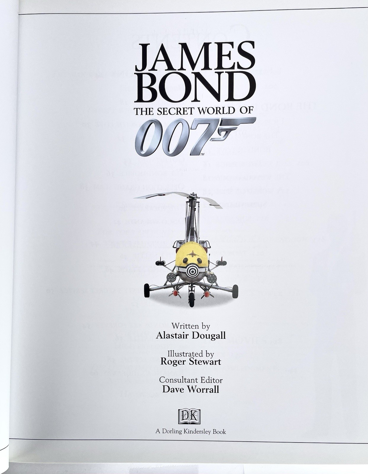 James Bond 007 Photobook 2000 DK 144 pages Greatcondition Printed In Spain