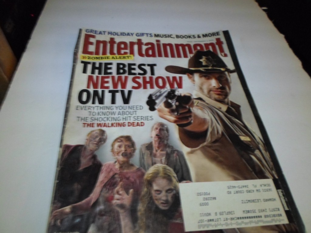 2 Entertainment Weekly #1131 December 3, 2010 & August 31 2012 The Walking Dead