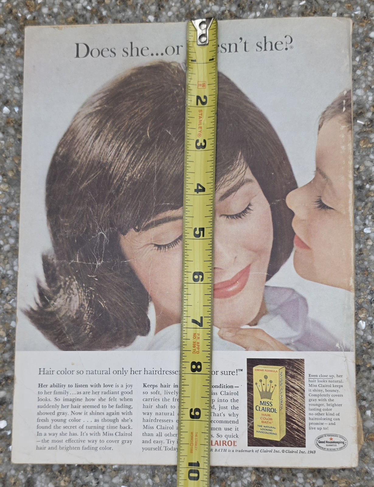 1964 Family Circle Guide to Beauty Vintage 1960s Makeup Hair Style Mod Book PB