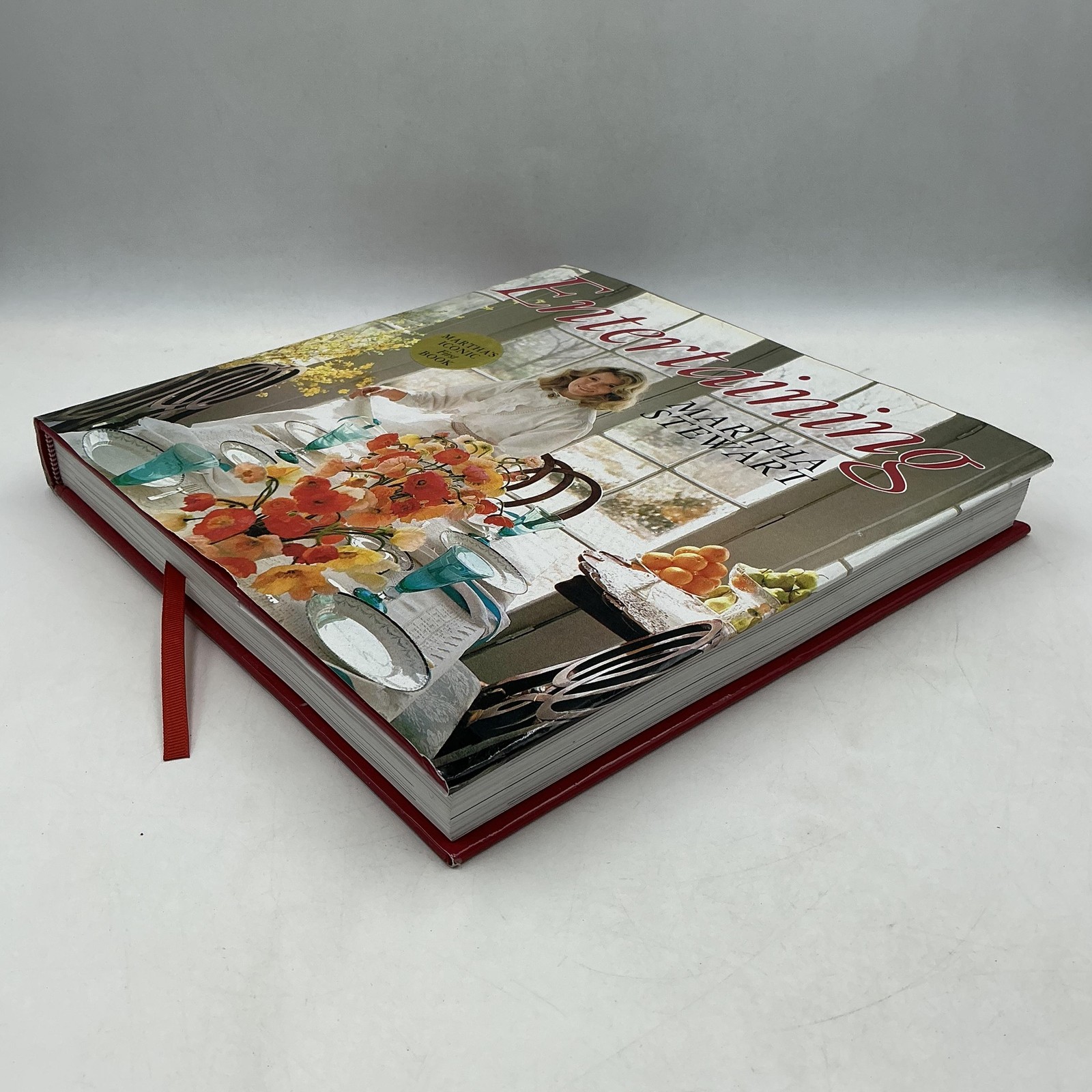 CLARKSON POTTER PUBLISHER ENTERTAINING MARTHA STEWART 2025 HC- DJ – 1st/ 1st