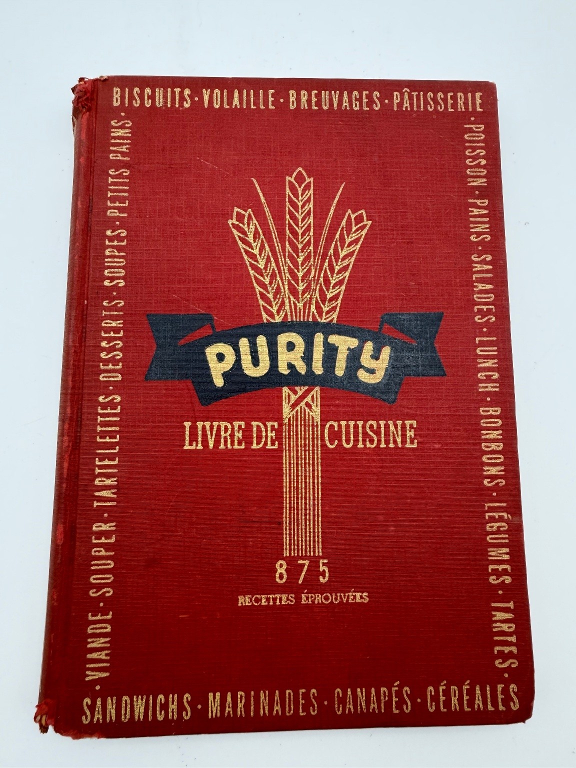 LIVRE DE CUISINE PURITY Flour Mills 1945 French Canadian Cookbook Illustrated