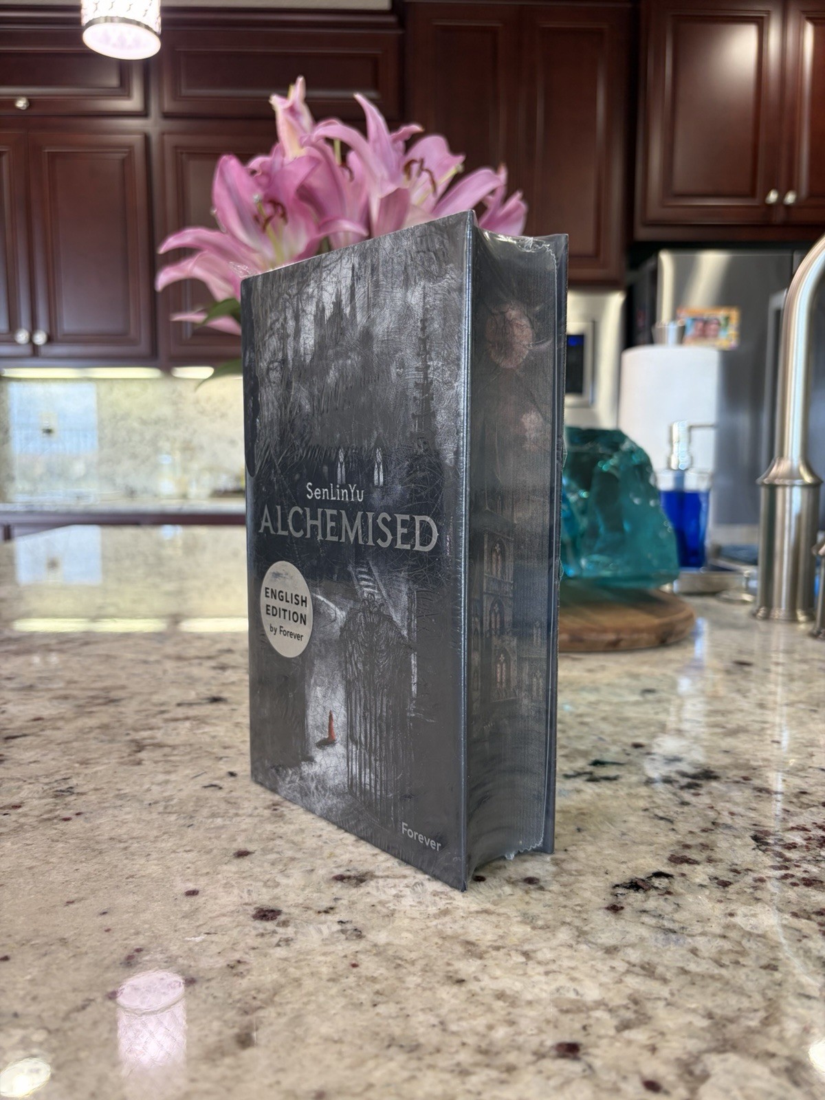 Alchemised by SenLinYu (Forever English Edition) – Hardcover