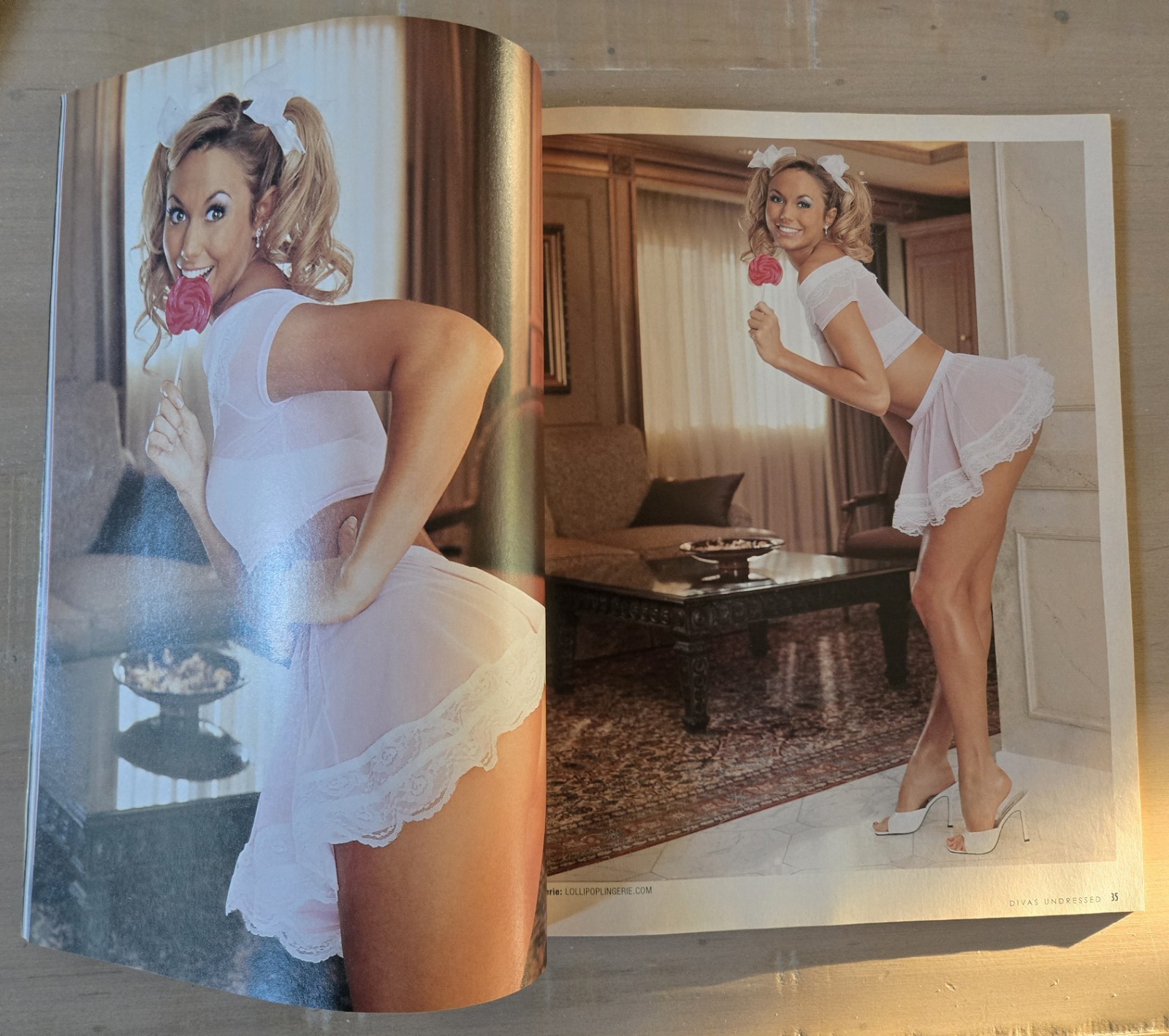 WWE Divas Gift Set Undressed Magazine & Figures Stacy Keibler Sable Elizabeth ++