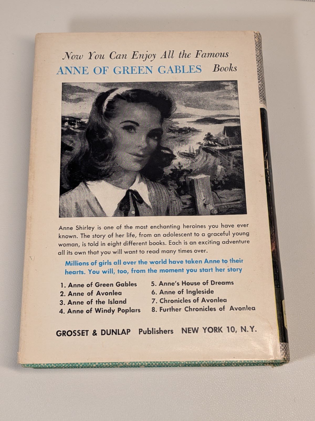 Anne Book Lot 7 Vintage L.M. Montgomery Avonlea Island Green Gables Windy Poplar
