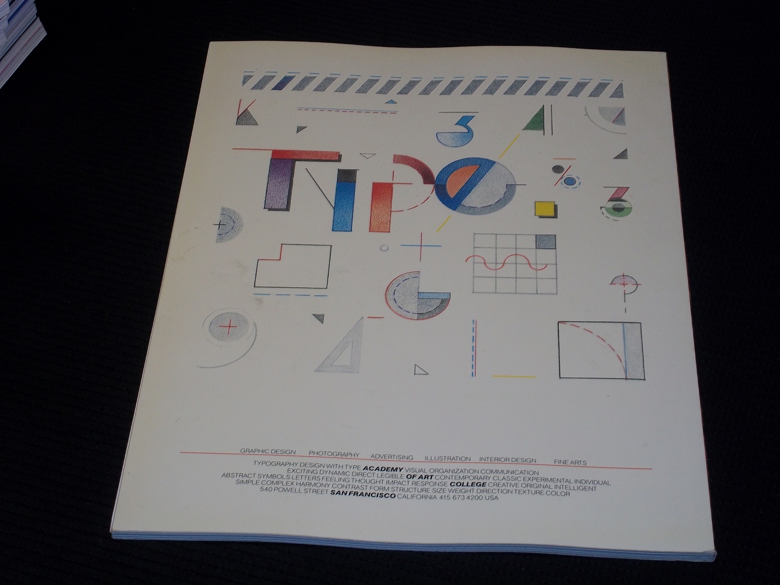 1983 #227 GRAPHIS MAGAZINE VERY NICE COVER ART & INSIDE PAGES – E 846