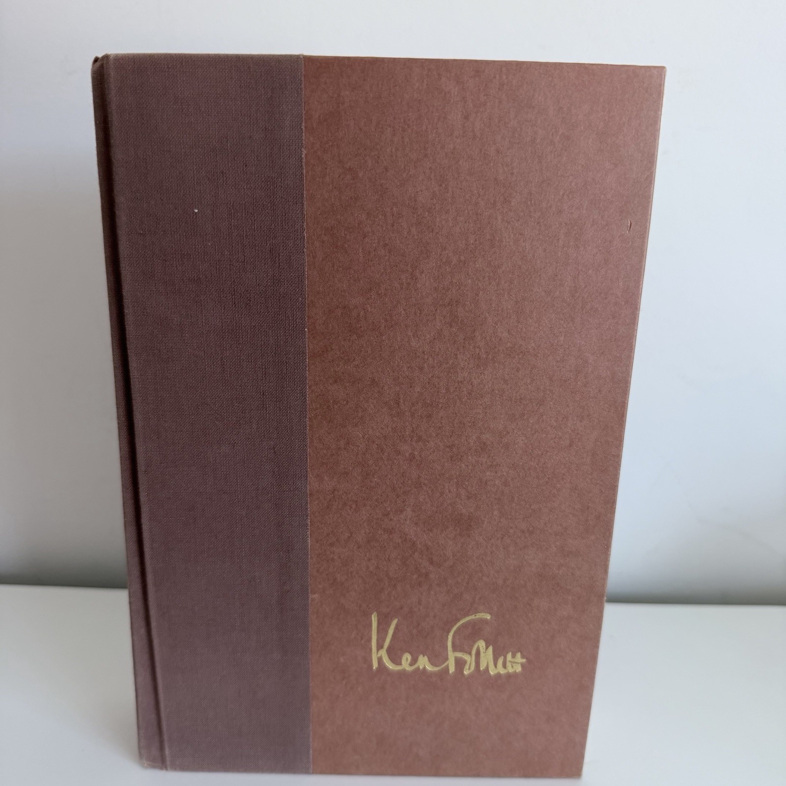 Pillars of the Earth Ken Follett 1st printing/edition HCDJ 1989