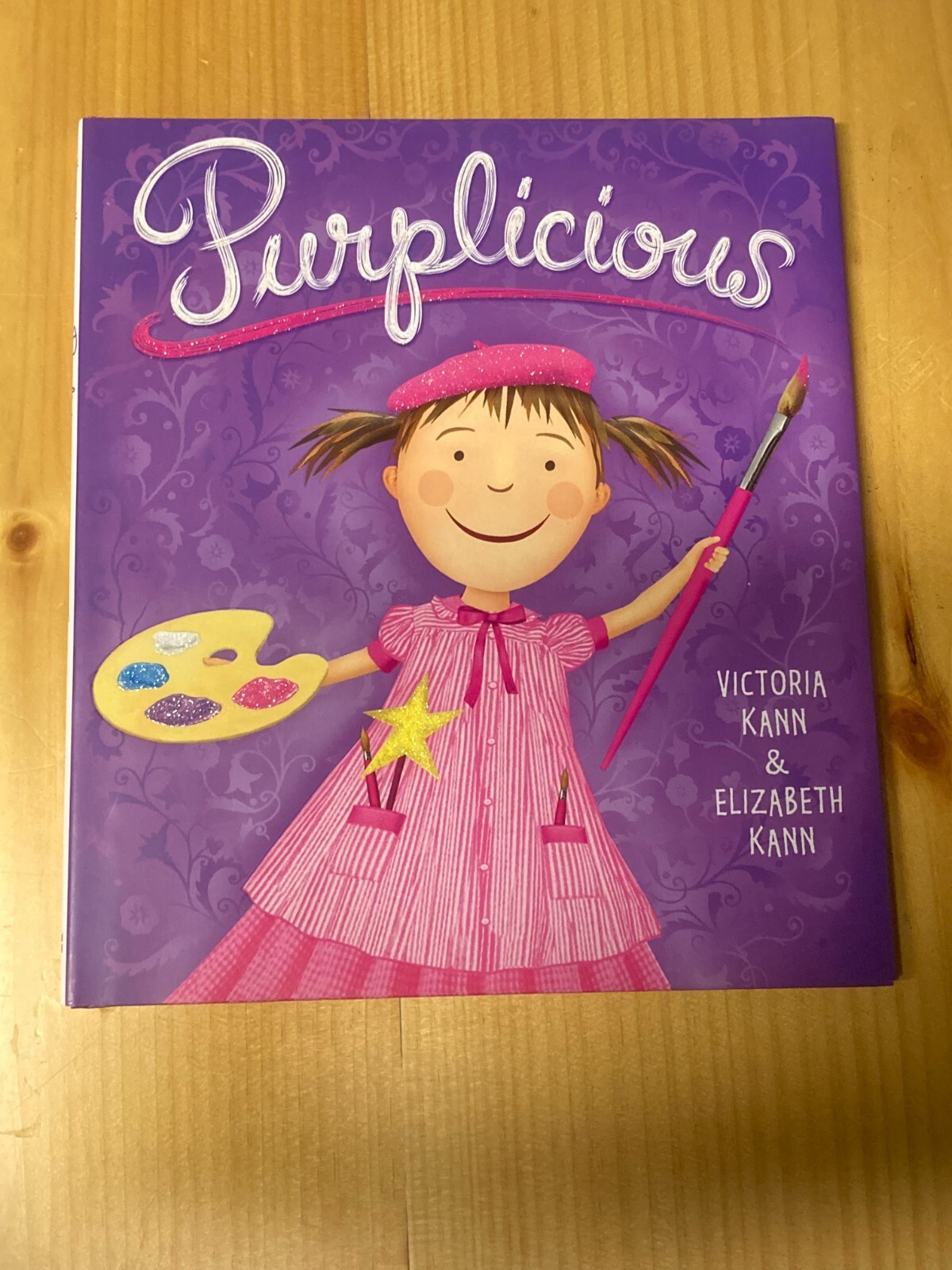 PURPLICIOUS VICTORIA & ELIZABETH KANN 2007 BOOK