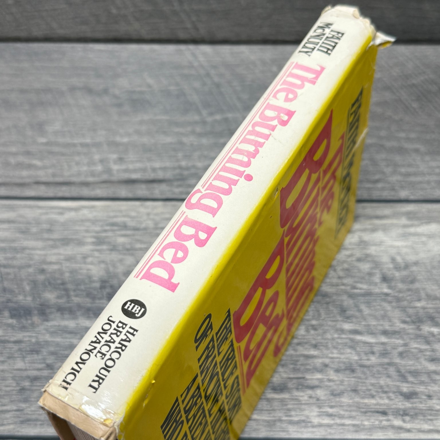 The Burning Bed Faith McNulty 1980 Book Club Edition True Crime Harcourt Brace