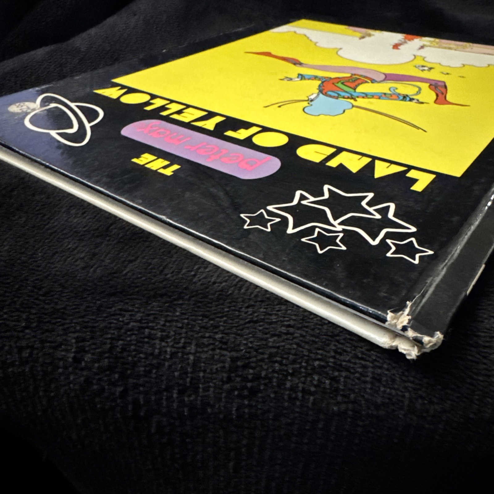 THE PETER MAX LAND OF YELLOW – Hardcover 1970