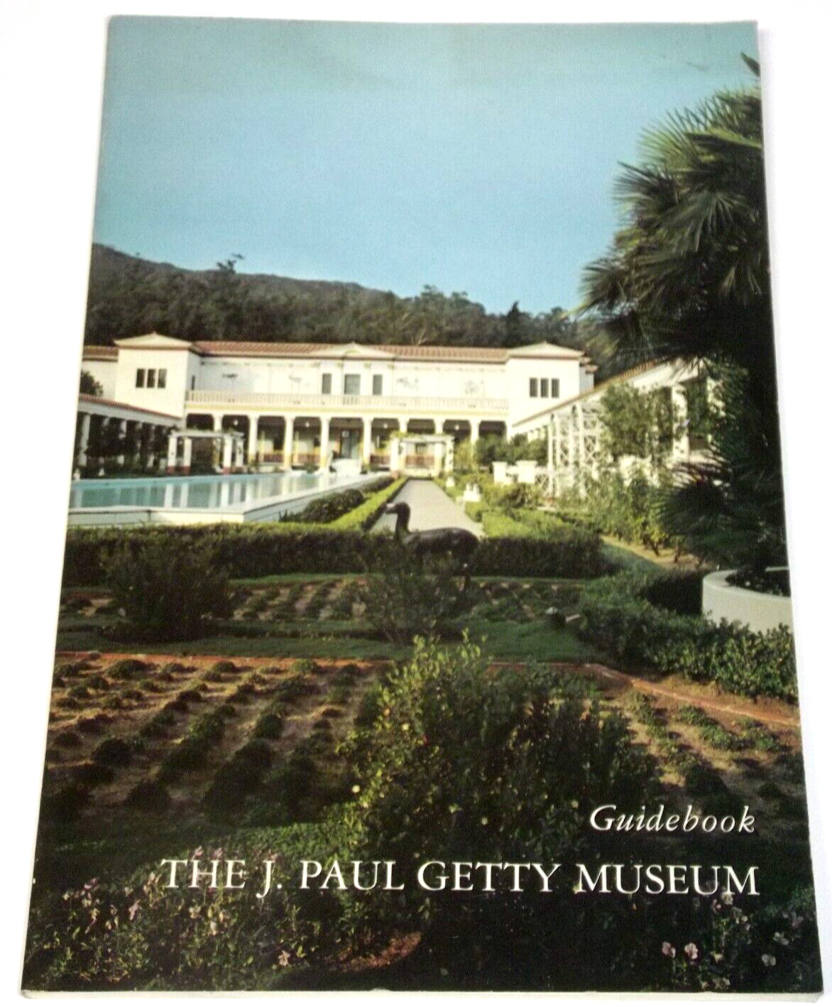 NEW 1975 J Paul Getty Museum Malibu Guidebook 96 Pages Illustrated Color
