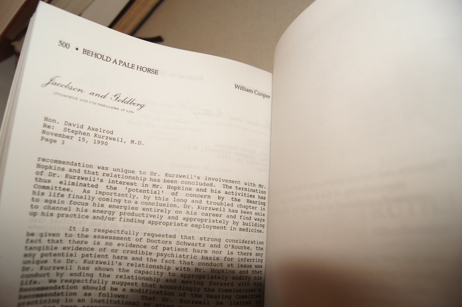 Behold a Pale Horse William Cooper 1991 500p Unrevised Protocols Of Zion CFR NWO