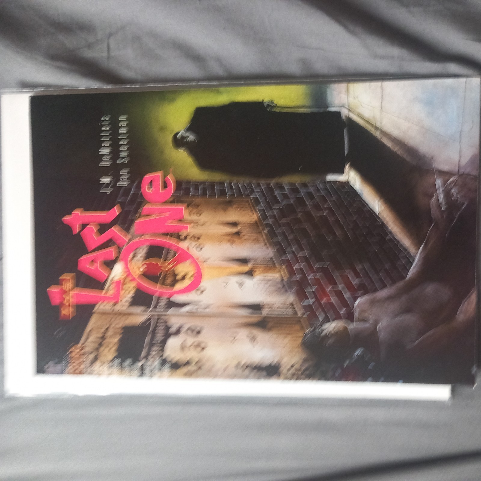 The Last One (DC Vertigo Comics) Issue 2 Comic Book 1993 [5 Comics for £5]