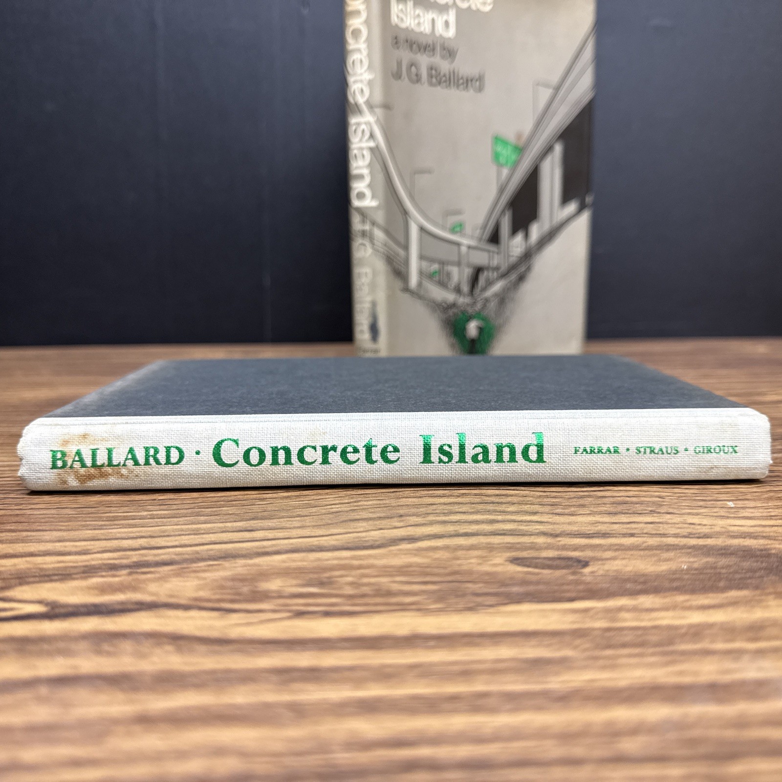 Concrete Island by J G Ballard ~ 1974 Farrar Straus Giroux HC/DJ ~ US 1st/1st