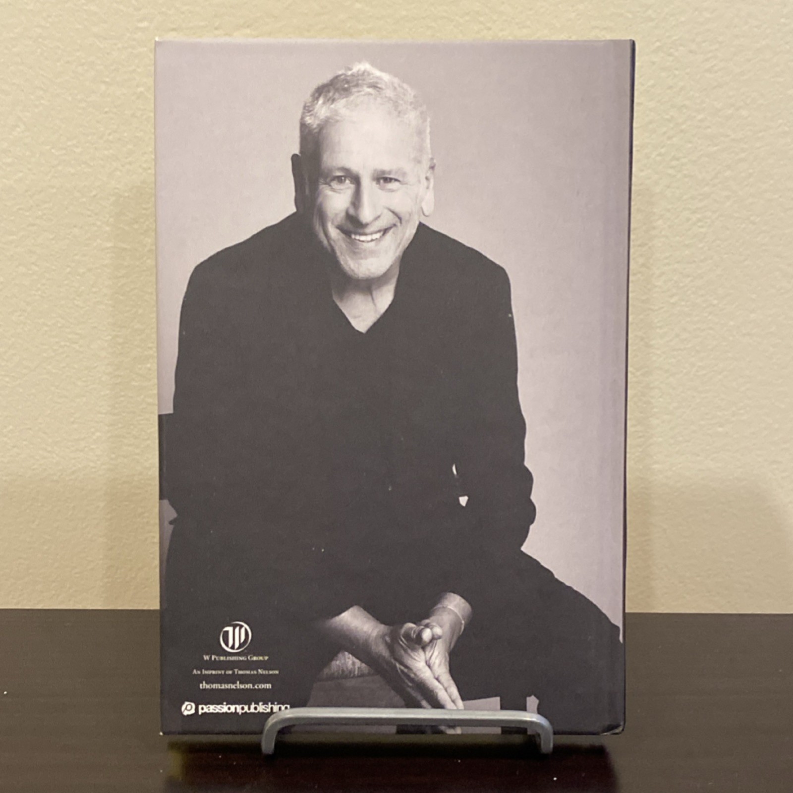 Louie Giglio Don’t Give the Enemy a Seat at Your Table Hardcover Self-Help