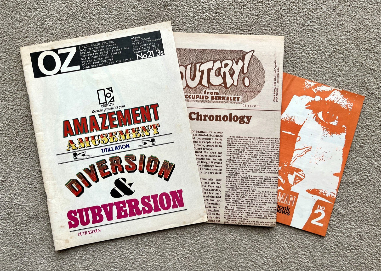 OZ MAGAZINE No.21 with Outcry and Running Man inserts.
