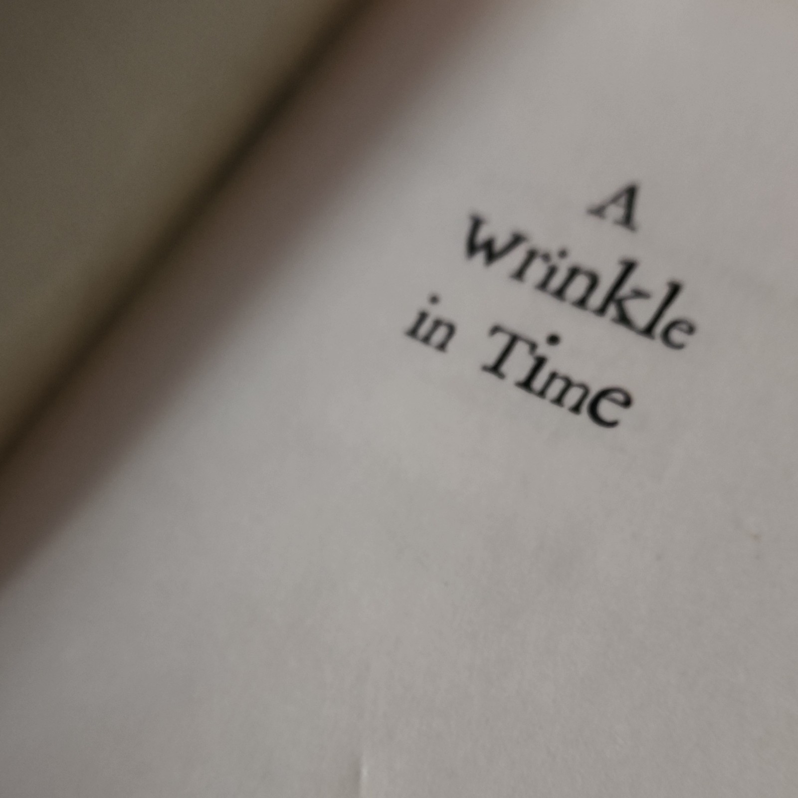 Square Fish A Wrinkle in Time Quintet Madeleine L’Engle Perfect 2007 Time Travel