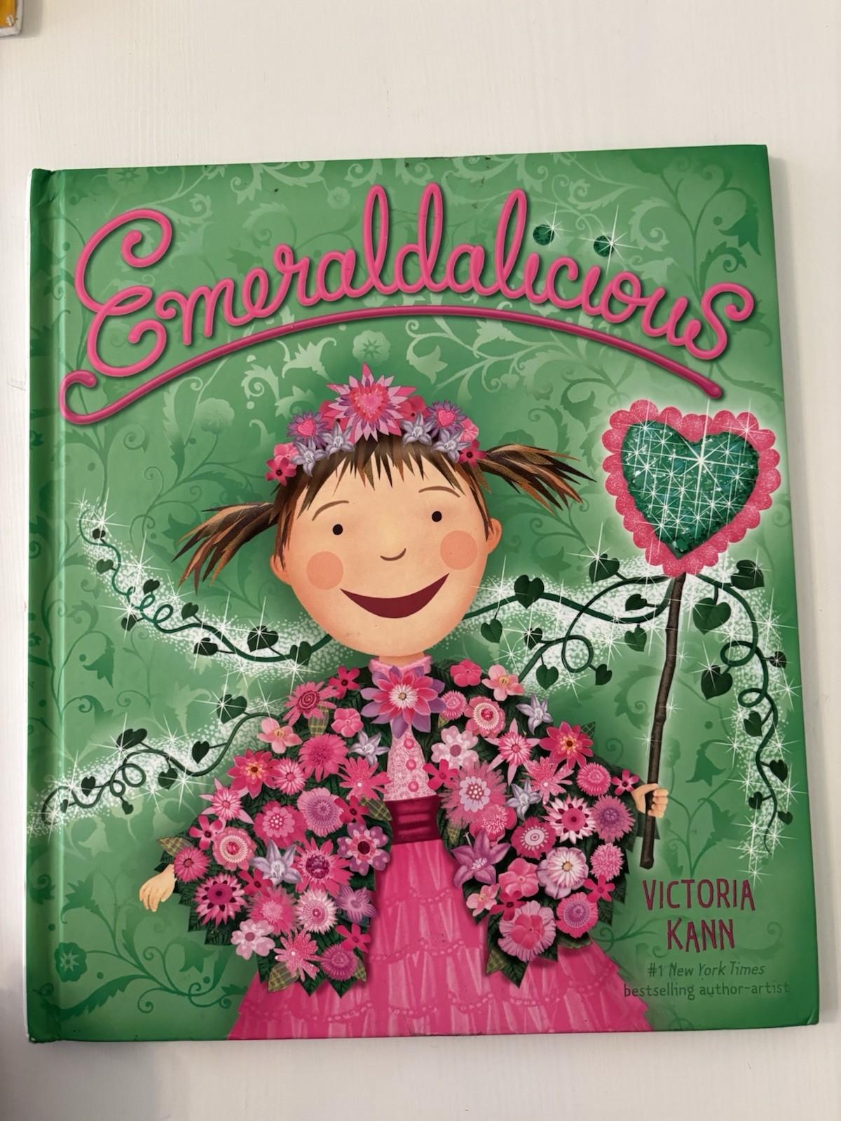 Lot Of 6 Hardcover Books Victoria Kann Purplicious Pinkalicious 5 Minute Stories