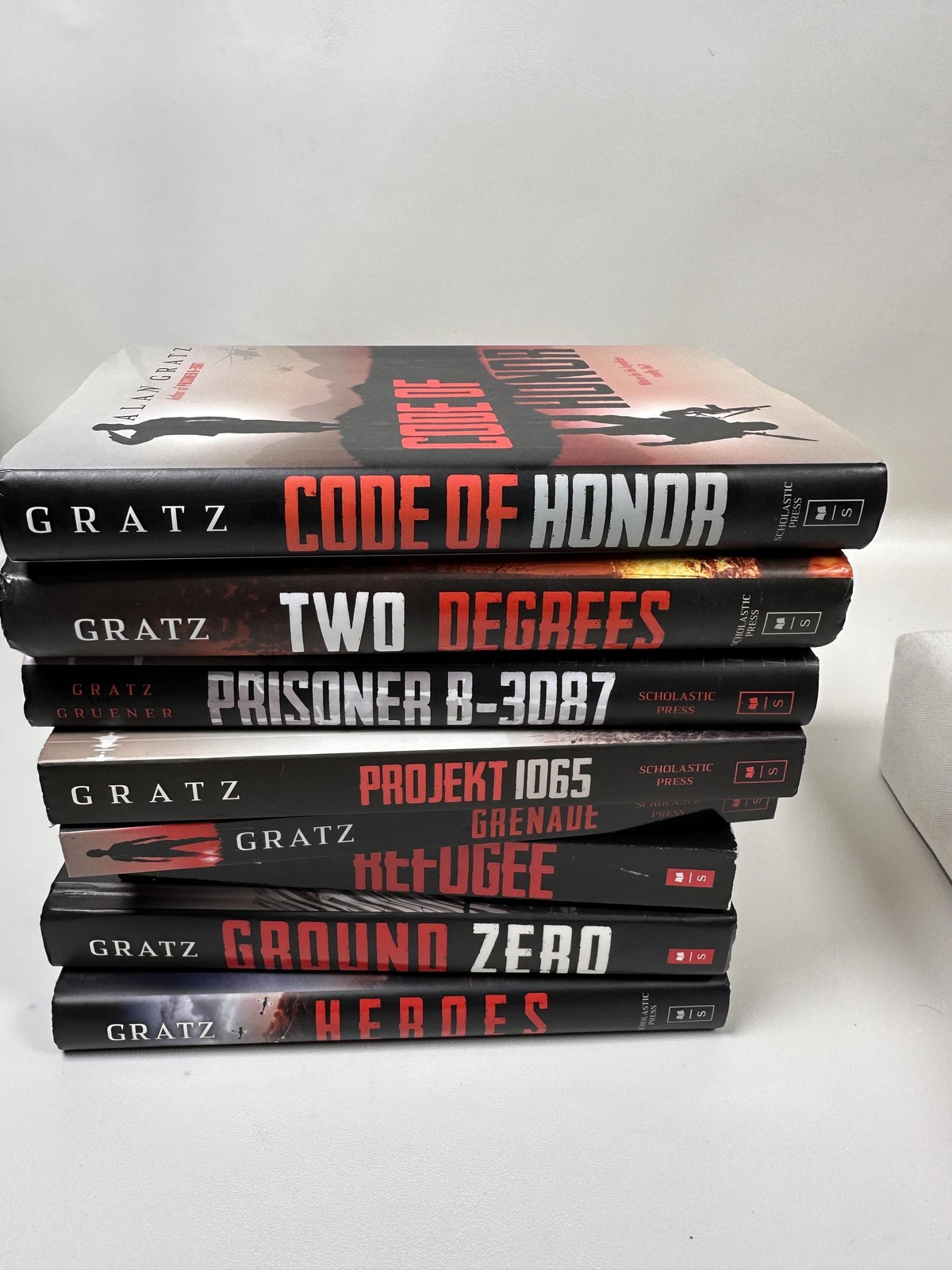 Lot Of Alan Gratz Books Heroes Code Of Honor Two Degrees Prisoner B-3087