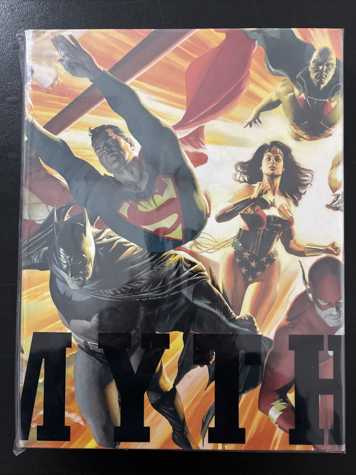 Mythology DC Comics Art of Alex Ross Deluxe Edition HC – Superman Batman Flash