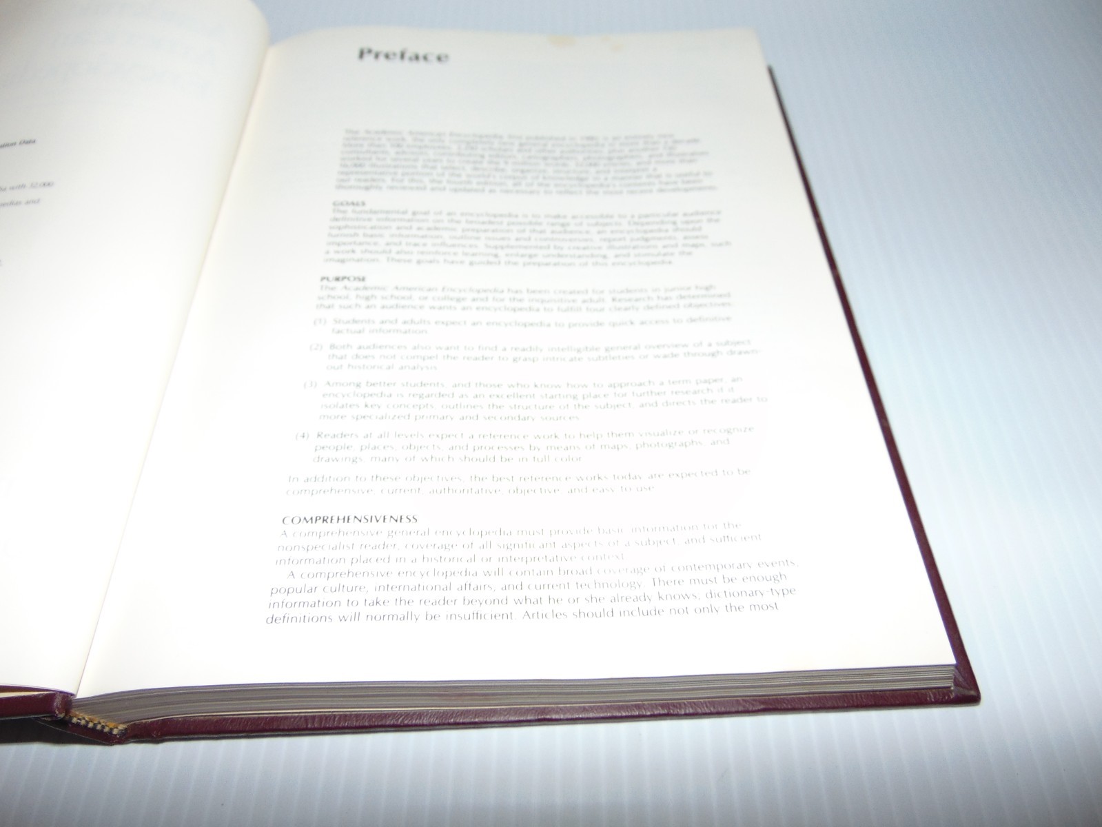 Vintage 1990 -Academic American Encyclopedia Vol 1 (A-Ang) GC