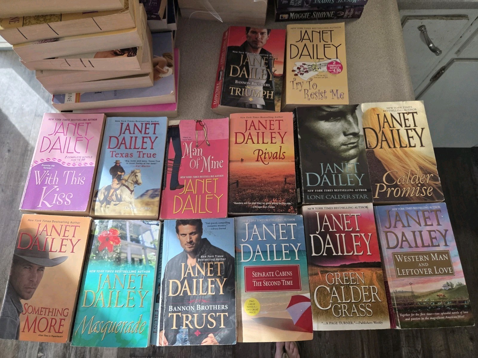Janet Dailey Lot Of 14 Books. PB Many 2-in-1 =19 Stories Romance