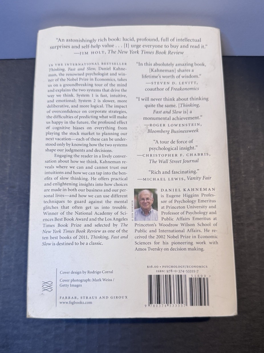 Thinking, Fast and Slow – Paperback By Kahneman, Daniel – GOOD