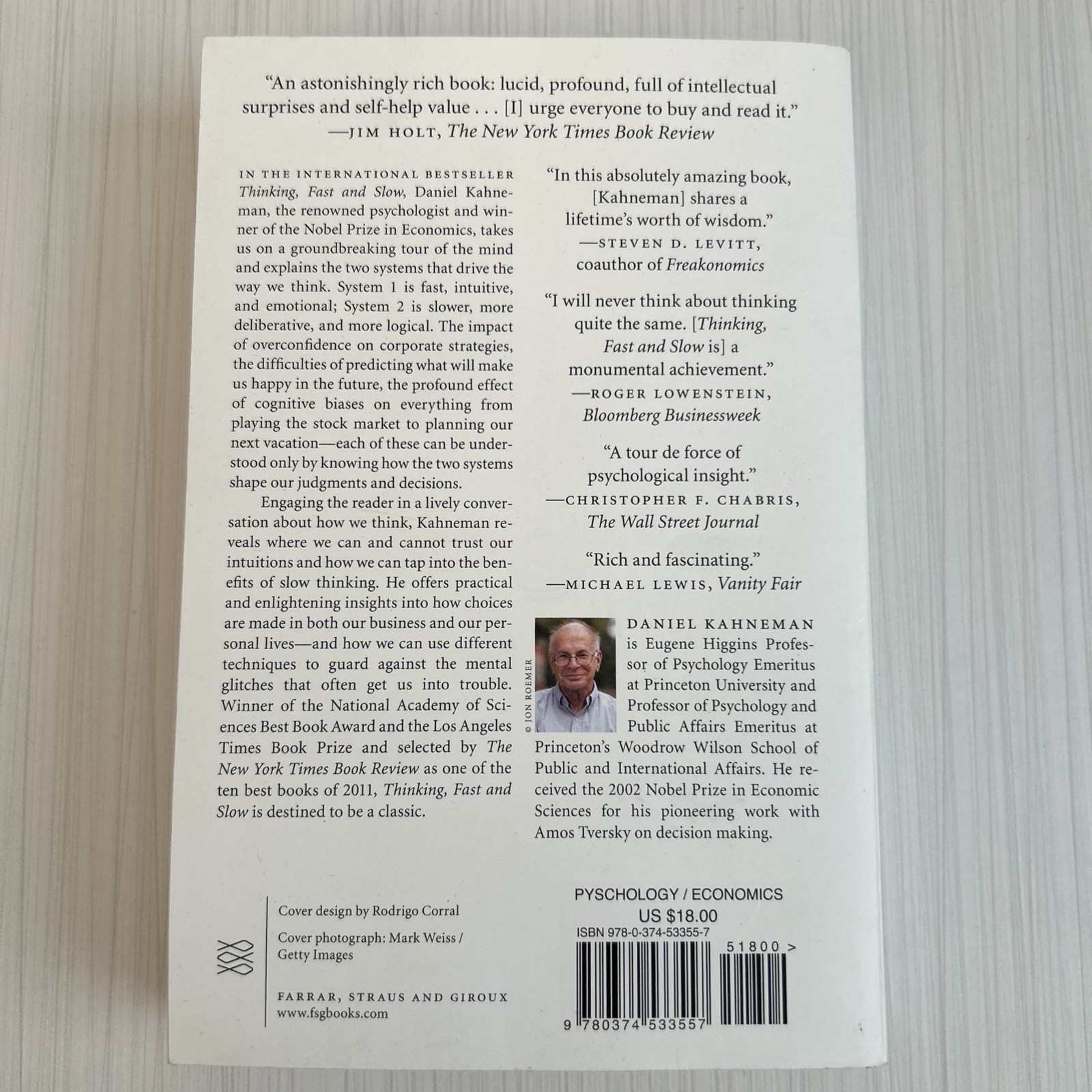 Thinking, Fast and Slow by Daniel Kahneman (2013, Trade Paperback)