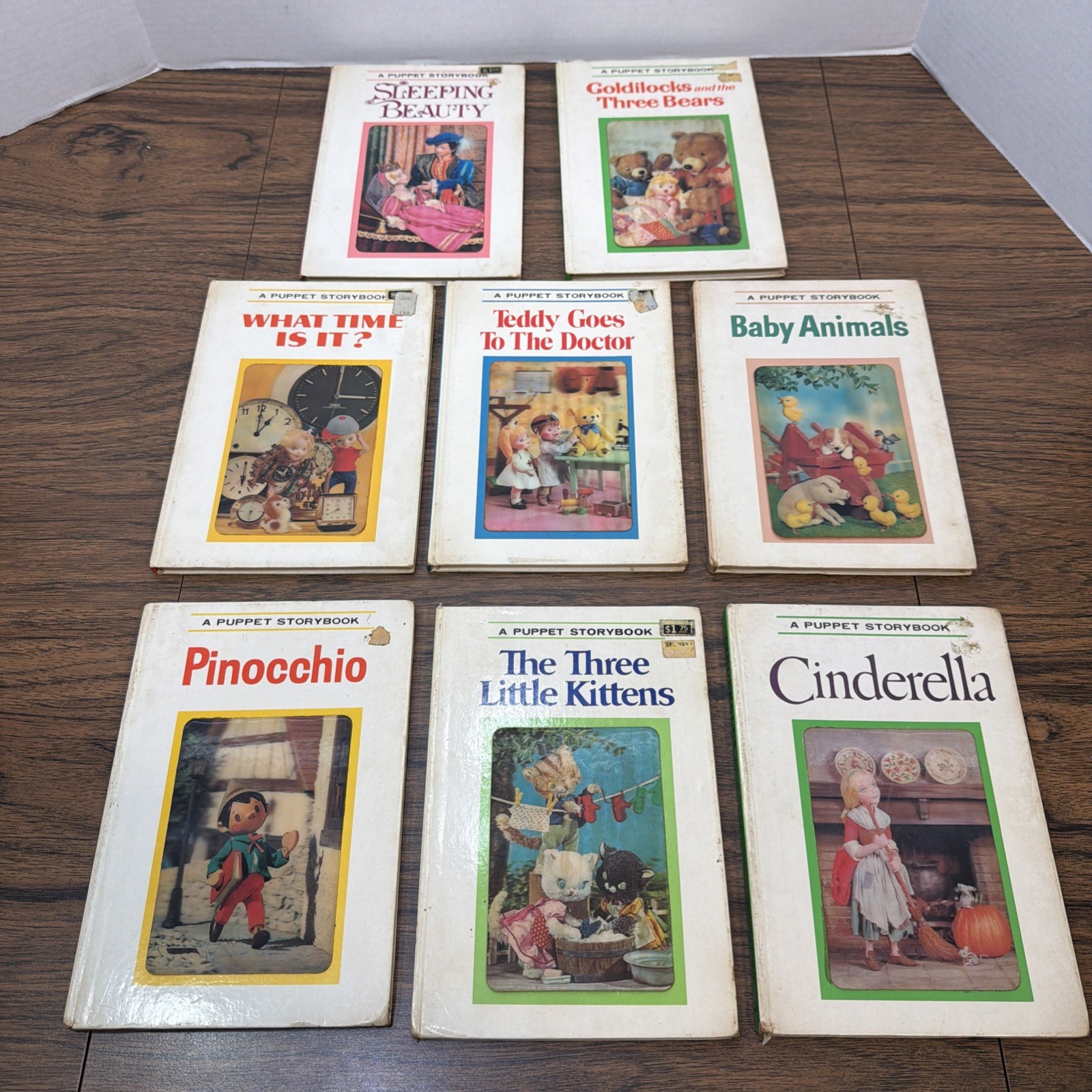 Lot of 8: A Puppet Storybook Board Books Grossett Dunlap IZAWA 60s 70s 3D Holo