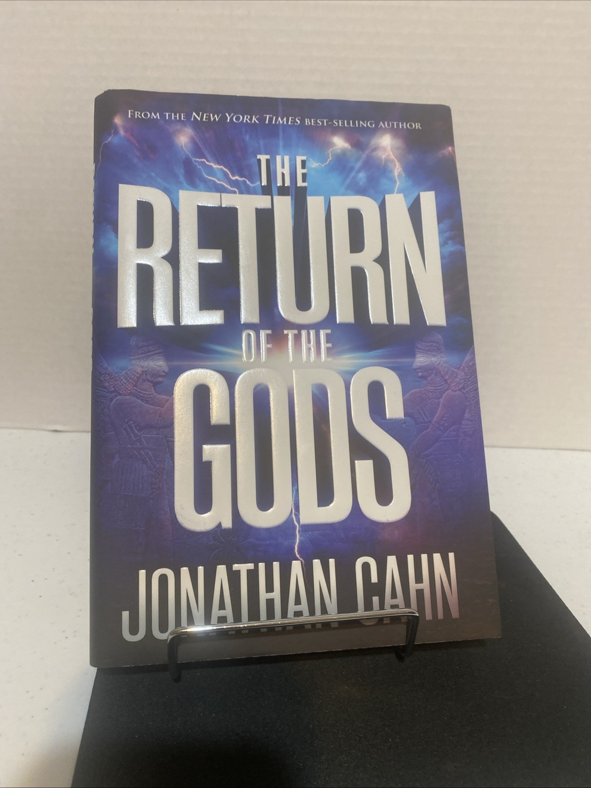 Return of the Gods by Jonathan Cahn (2022, Hardcover)