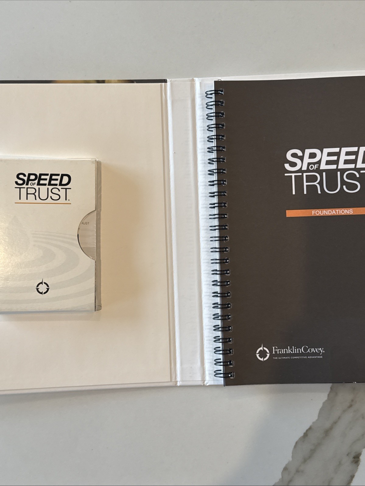 SPEED of Trust Box Set: The One Thing That Changes Everything by Covey