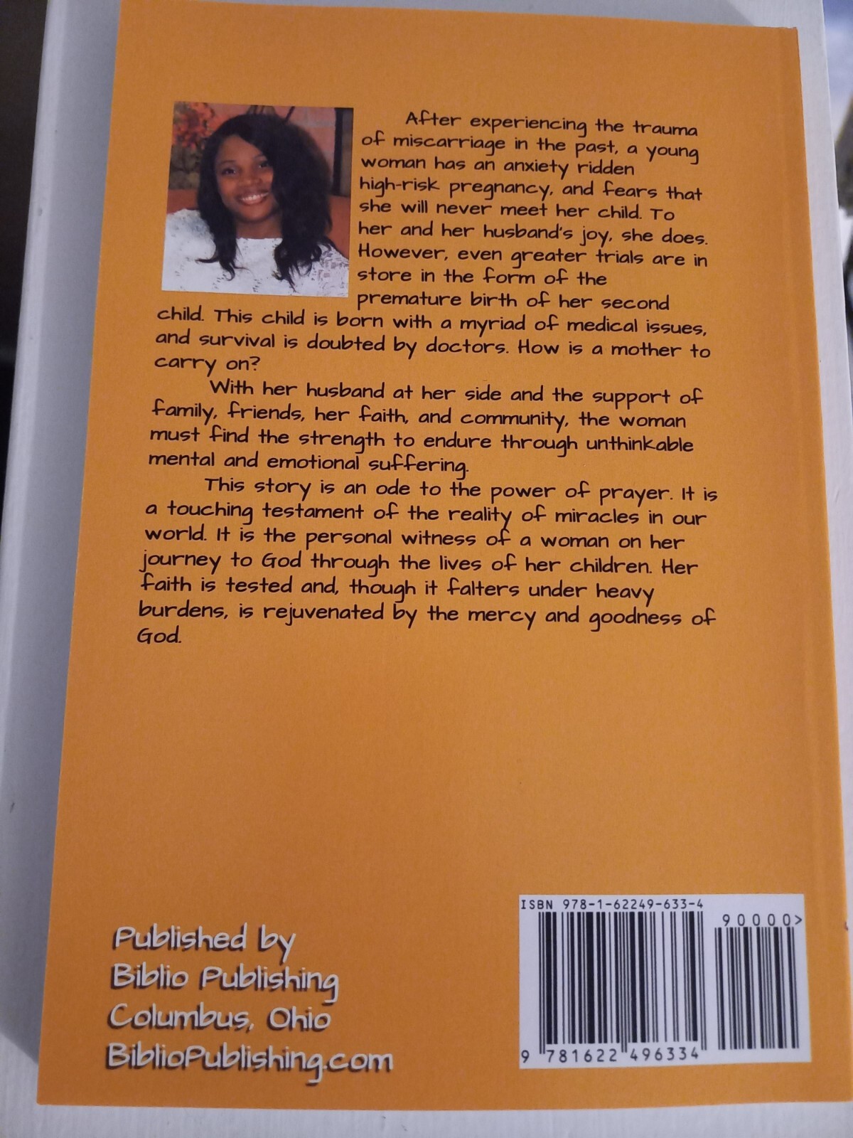 Chosen by Hannah Komedja, condition new, 116 pages, cover Yelllow