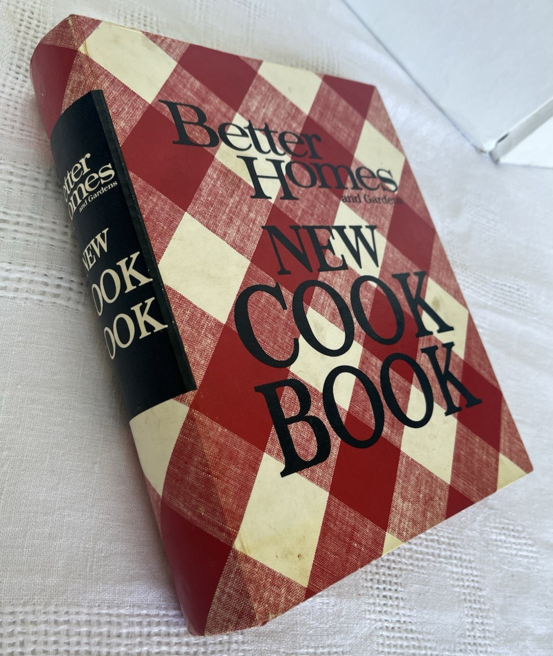 1971 Better Homes and Gardens New Cookbook Fourth Printing ~ 40 Pages Dividers
