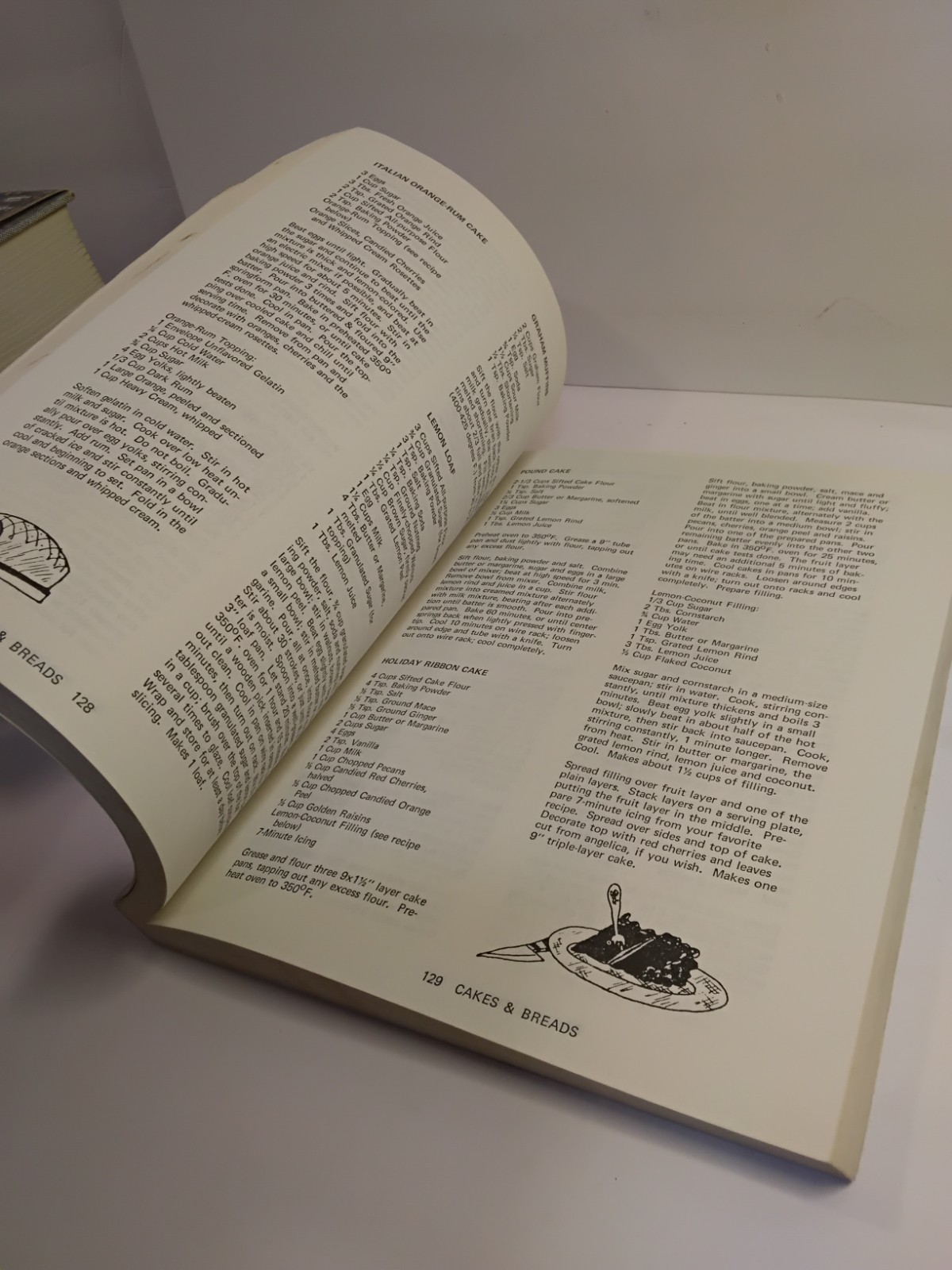 Prize Winning Recipes From Around The World, 1982 Becker Publications, 270 pages