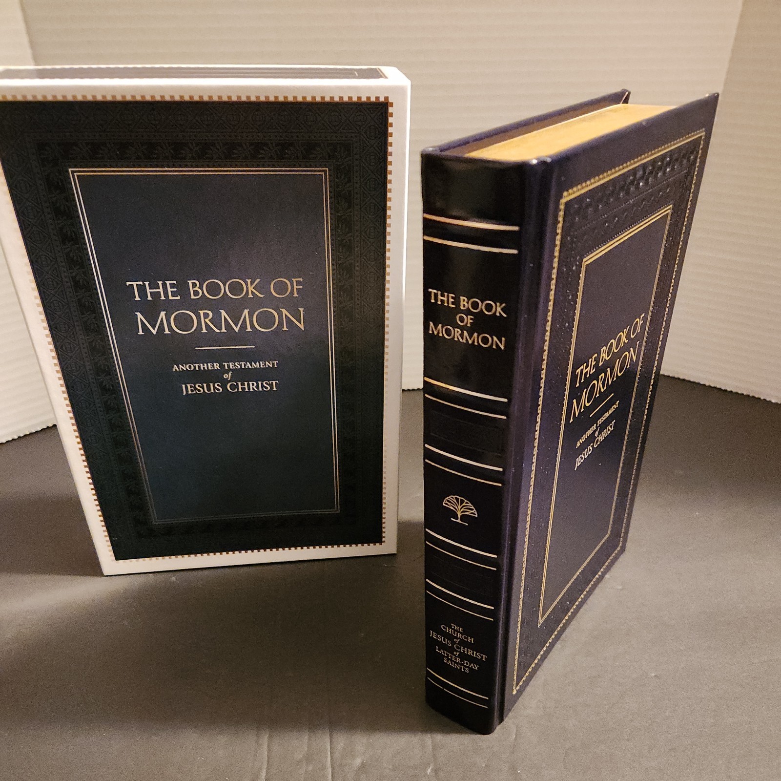 2015 BOOK OF MORMON black LEATHER BOUND HARDCOVER, BRAND NEW WITH BOX.