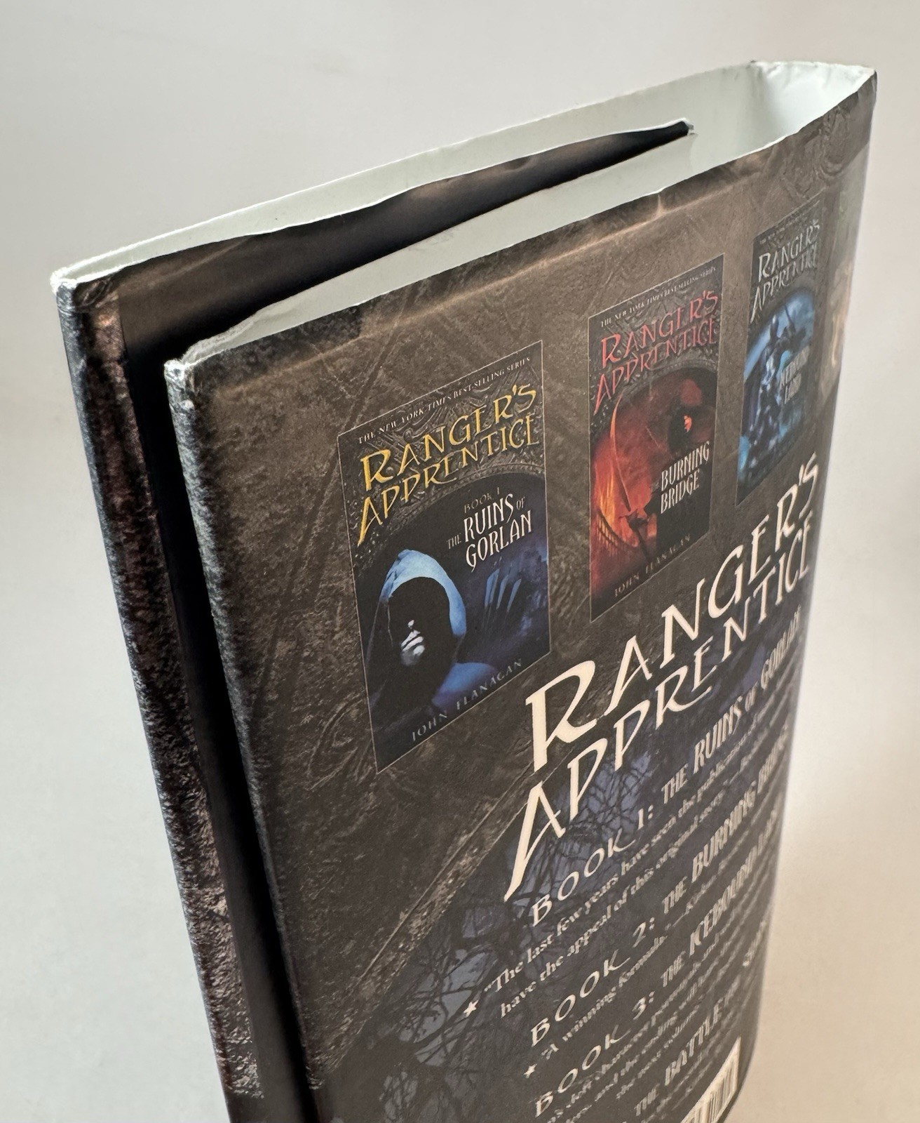 Ranger’s Apprentice-Sorcerer North-Bk 5-John Flanagan-SIGNED!-TRUE First Edition