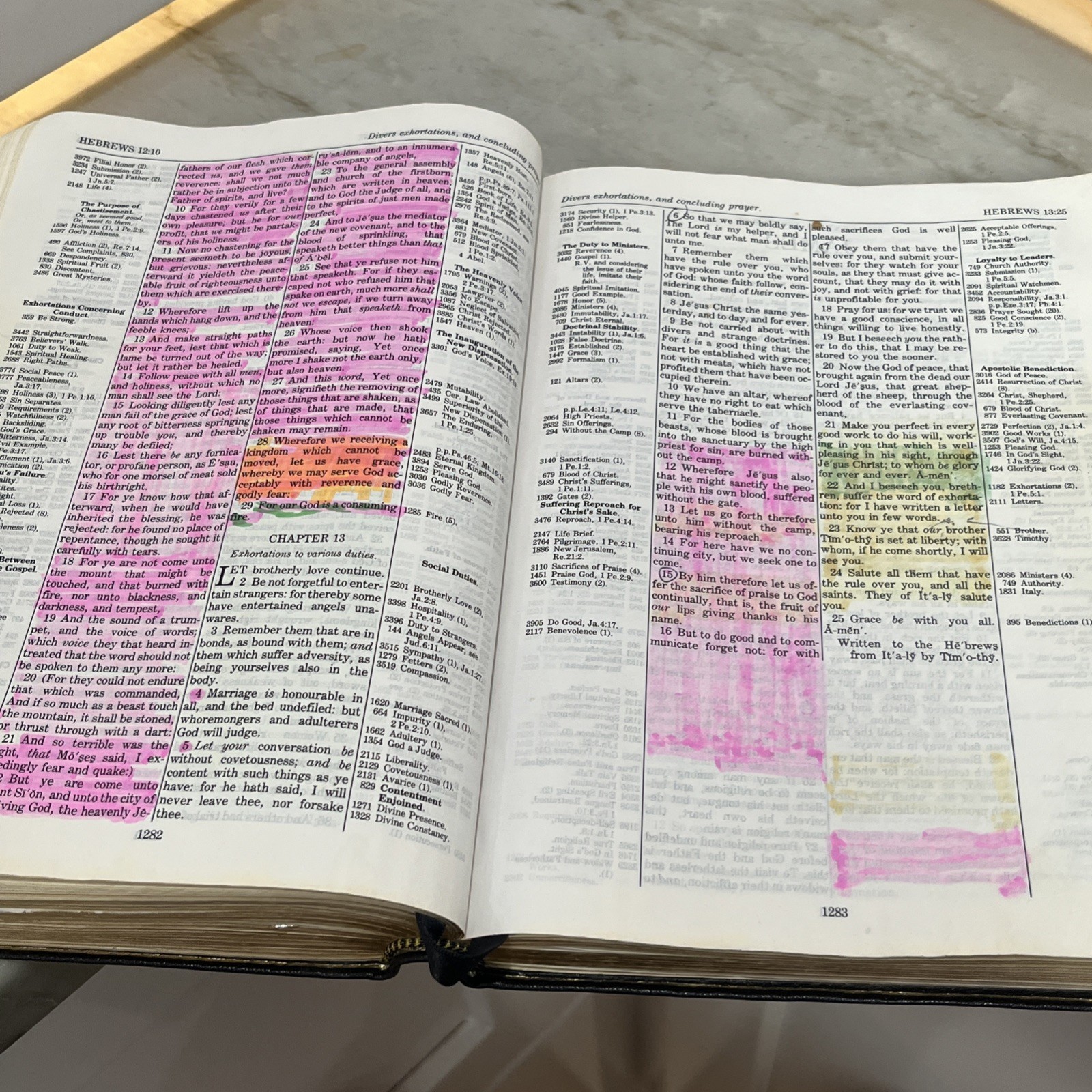 Thompson Chain-Reference Study Bible KJV Genuine Leather Smyth Sewn Red 1997