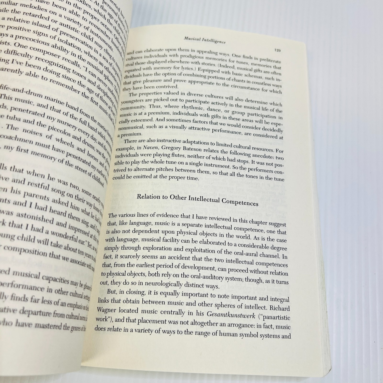 Frames of Mind: The Theory of Multiple Intelligences – Paperback