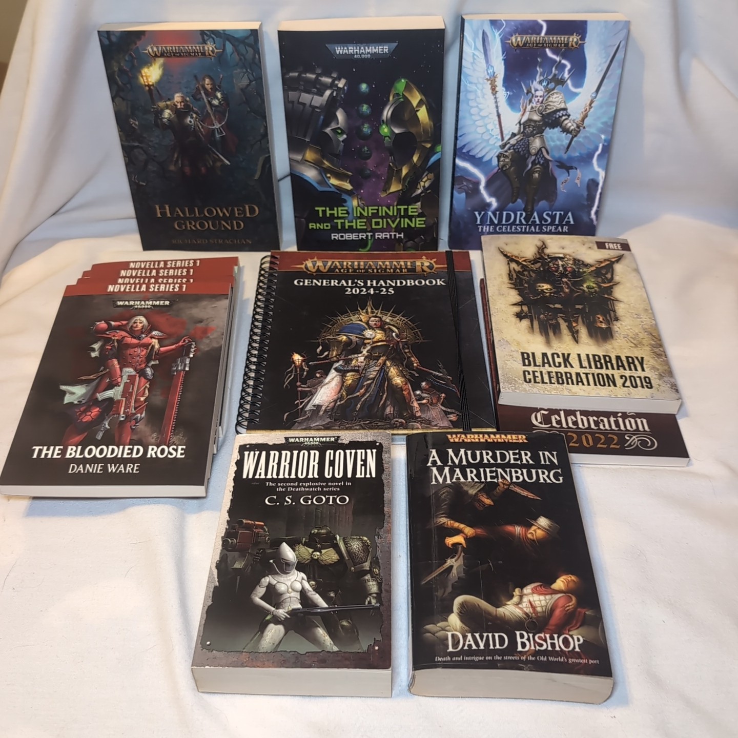 12x Warhammer Books Novels Novella Murder in Marienburg Halloween Ground