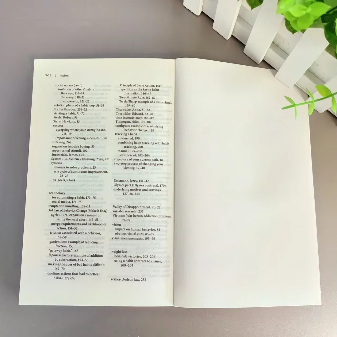 Atomic Habits by James Clear Build Good Habits Free Shipping