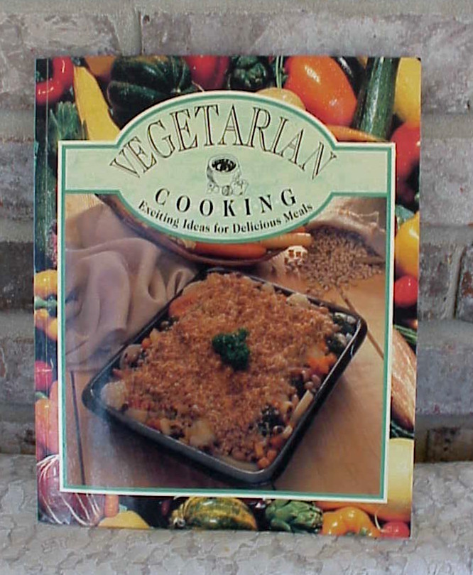Vintage Vegetarian Cookbook Delicious Meals Sweetwater Press 112 pages
