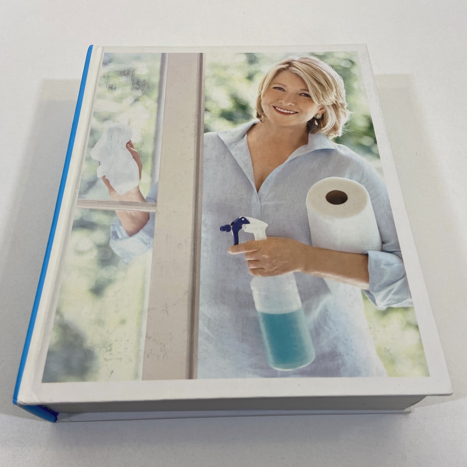 Martha Stewart’s Homekeeping Handbook 1st Edition 2006 Hardcover Clarkson Potter