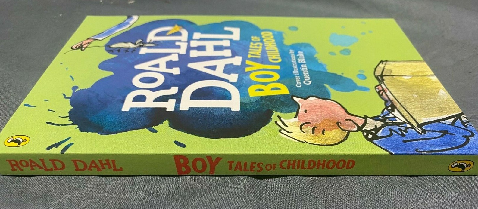 Boy Tales of Childhood Softcover Book Roald Dahl ORIGINAL TEXT 2009 192 PGS NEW!